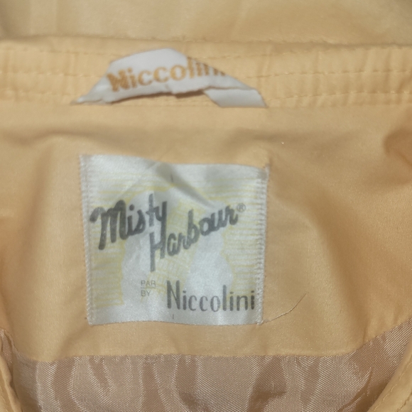 Vintage 80's Misty Harbour By Niccolini Pale Yellow Belted Trench Coat - Picture 8 of 8